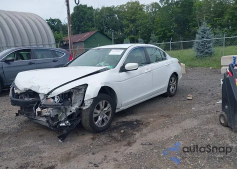 2010 Honda Accord 2.4 Lx-P from USA, damaged, VIN 1HGCP2F43AA178352